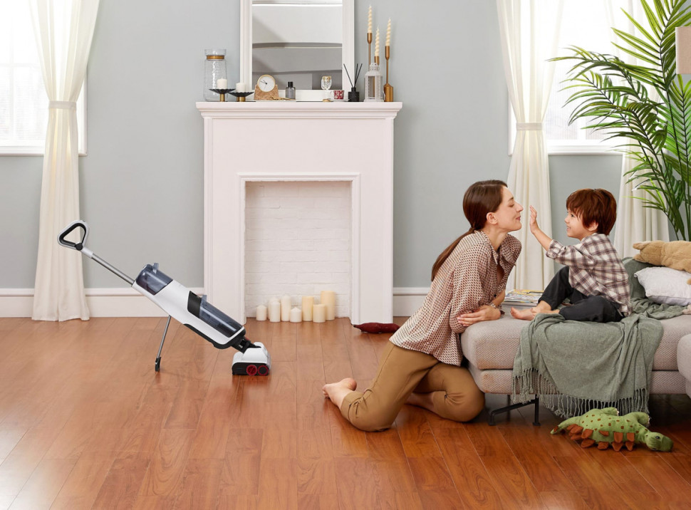 Пылесос Roborock Dyad WD1S1A (русская версия) Пылесос Roborock Dyad WD1S1A (русская версия)