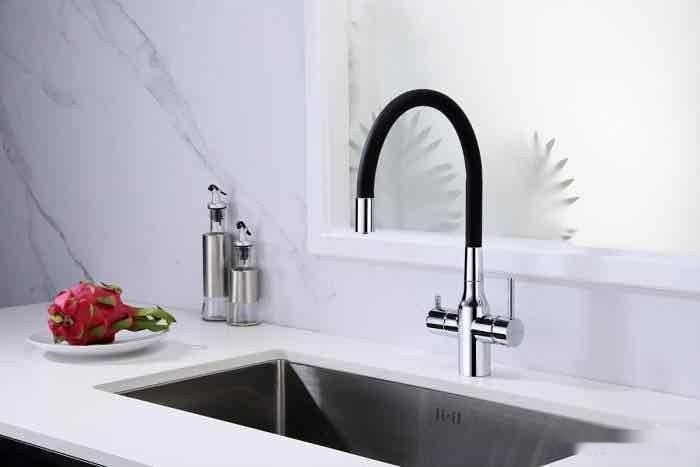 Смеситель Paulmark Salix Sa213419-CR (черный/хром) Смеситель Paulmark Salix Sa213419-CR (черный/хром)