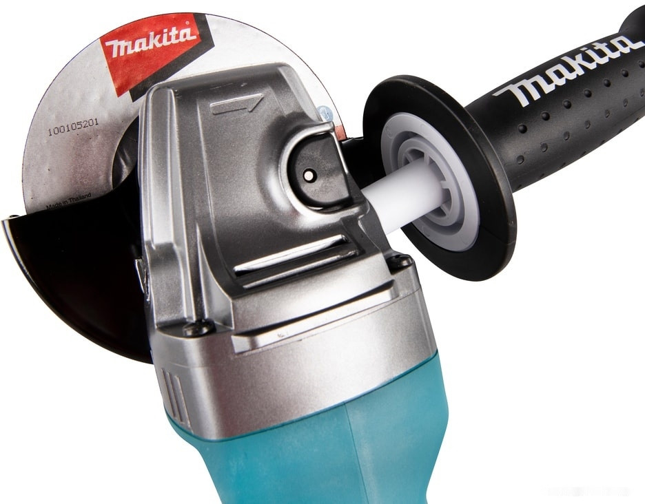 Угловая шлифмашина Makita GA013GM201 (с 2-мя АКБ) Угловая шлифмашина Makita GA013GM201 (с 2-мя АКБ)