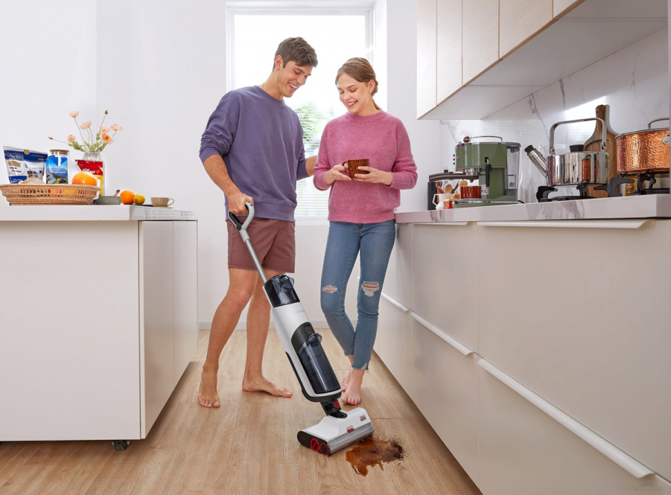 Пылесос Roborock Dyad WD1S1A (международная версия) Пылесос Roborock Dyad WD1S1A (международная версия)