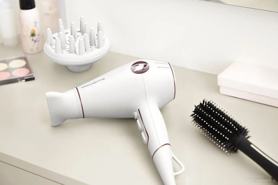 Фен Rowenta Volumizer CV6135F0 Фен Rowenta Volumizer CV6135F0