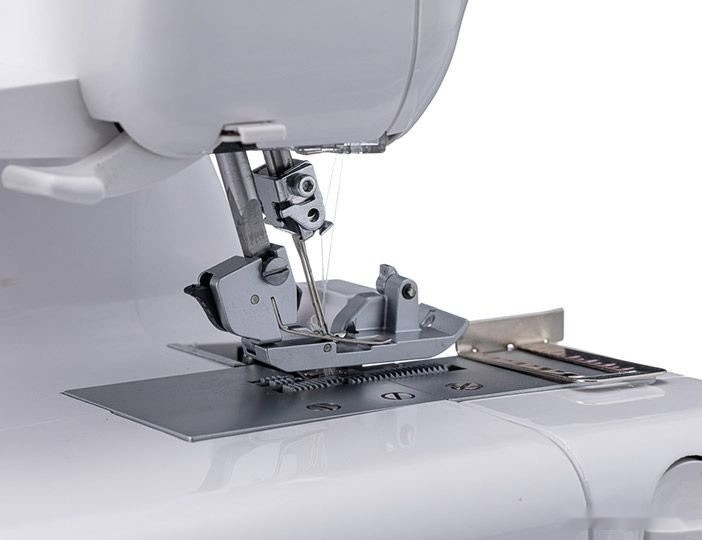 Оверлок Chayka 534 Оверлок Chayka 534