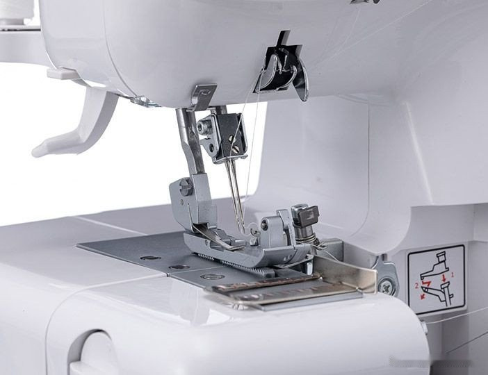 Оверлок Chayka 534 Оверлок Chayka 534