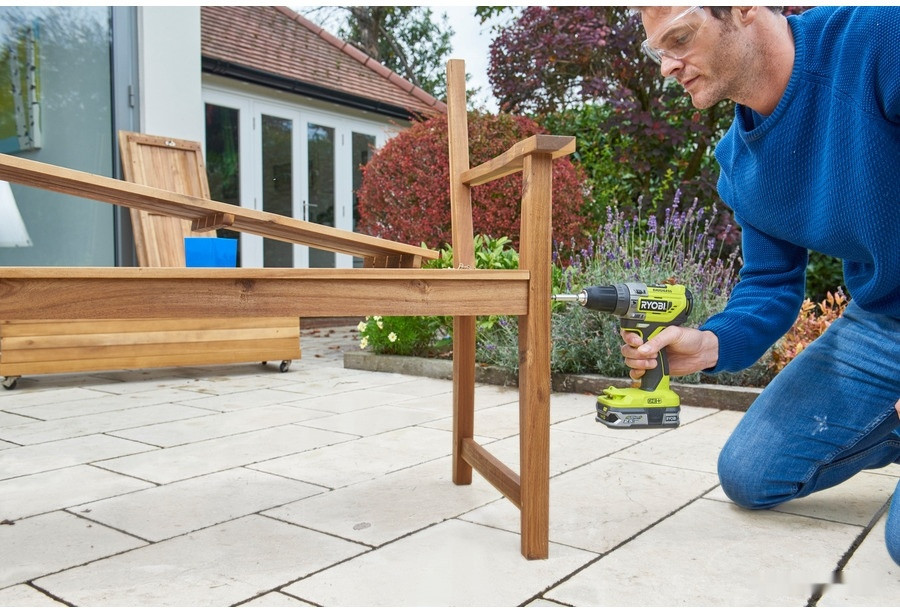 Ударная дрель-шуруповерт Ryobi R18PD5-220S 5133003734 (с 2-мя АКБ, кейс) Ударная дрель-шуруповерт Ryobi R18PD5-220S 5133003734 (с 2-мя АКБ, кейс)