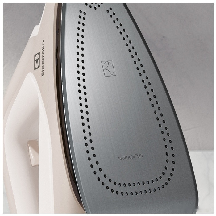 Утюг Electrolux E6ST1-4PP Утюг Electrolux E6ST1-4PP