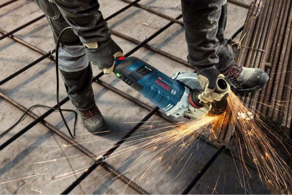 Угловая шлифмашина Bosch GWS 30-180 B Professional 06018G0000