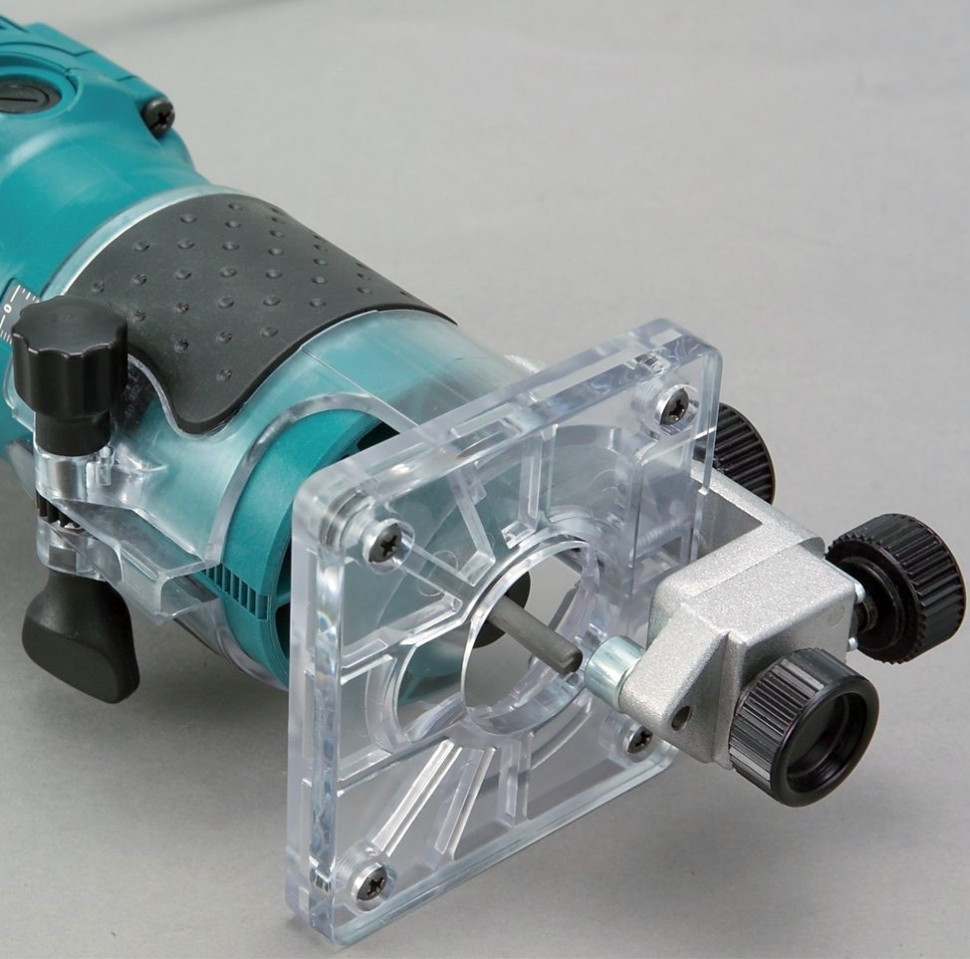 Фрезер Makita 3709 Фрезер Makita 3709