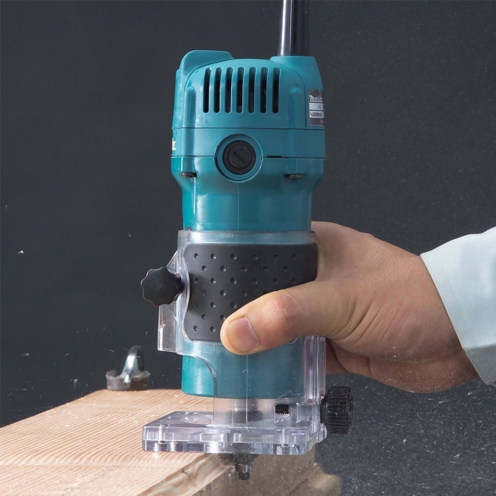 Фрезер Makita 3709 Фрезер Makita 3709