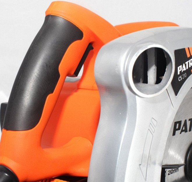 Дисковая пила Patriot CS 210