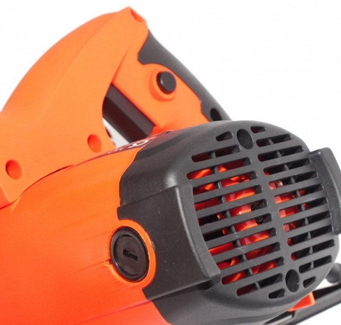 Дисковая пила Patriot CS 210