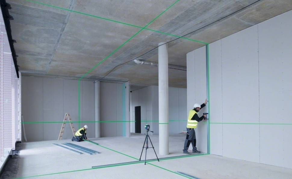 Лазерный нивелир Bosch GLL 3-80 CG Professional (с держателем BM 1) Лазерный нивелир Bosch GLL 3-80 CG Professional (с держателем BM 1)