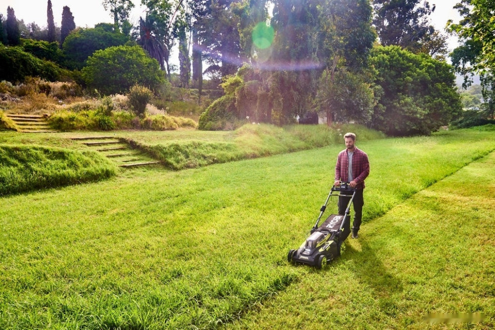 Колёсная газонокосилка Ryobi RY36LMX51A-160 (с 1-им АКБ)