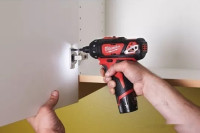 Дрель-шуруповерт Milwaukee M12 BD-202C 4933441900 (с 2-мя АКБ, кейс)