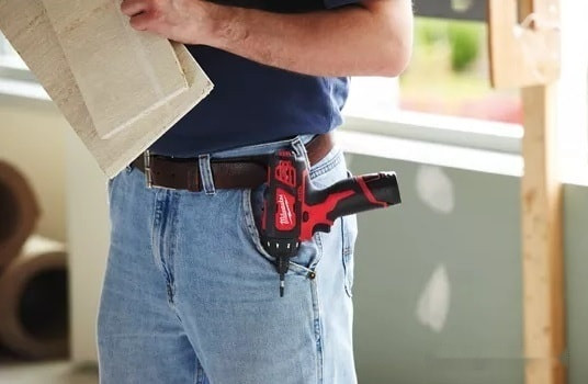 Дрель-шуруповерт Milwaukee M12 BD-202C 4933441900 (с 2-мя АКБ, кейс) Дрель-шуруповерт Milwaukee M12 BD-202C 4933441900 (с 2-мя АКБ, кейс)