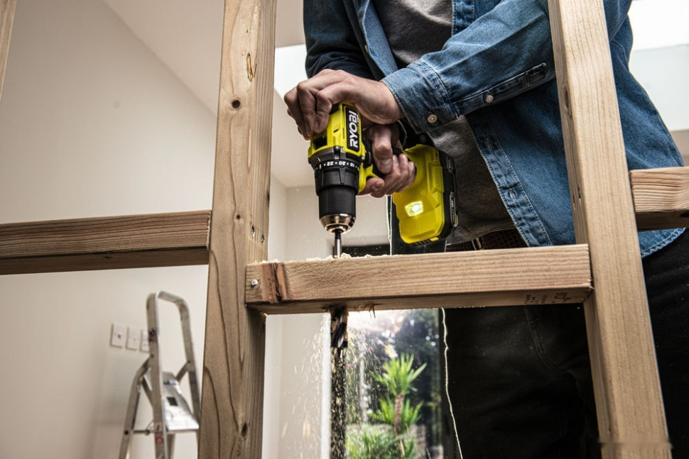 Дрель-шуруповерт Ryobi RDD18C-0 5133004979 (без АКБ) Дрель-шуруповерт Ryobi RDD18C-0 5133004979 (без АКБ)