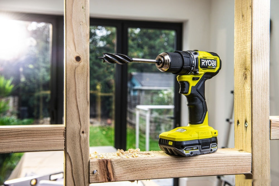 Дрель-шуруповерт Ryobi RDD18C-0 5133004979 (без АКБ) Дрель-шуруповерт Ryobi RDD18C-0 5133004979 (без АКБ)