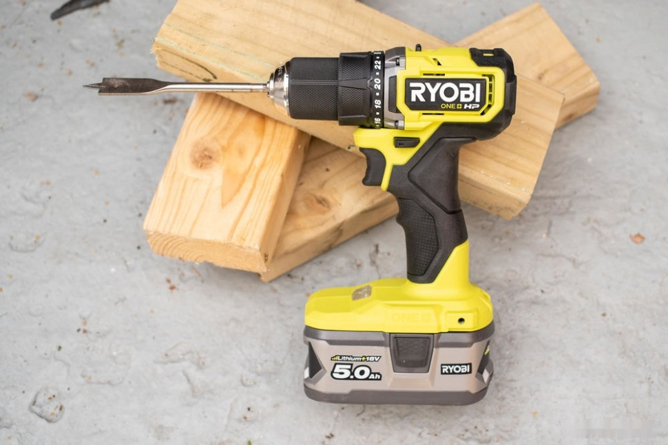 Дрель-шуруповерт Ryobi RDD18C-0 5133004979 (без АКБ) Дрель-шуруповерт Ryobi RDD18C-0 5133004979 (без АКБ)