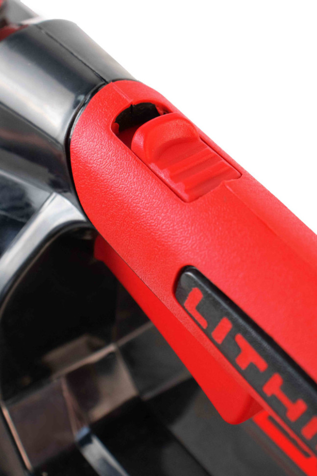 Аккумуляторная пила Verton Garden Green Pro BCS-2012 (с 2-мя АКБ) Аккумуляторная пила Verton Garden Green Pro BCS-2012 (с 2-мя АКБ)