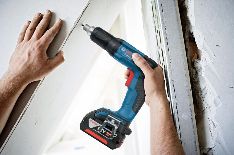 Шуруповерт Bosch GSR 18 V-EC TE Professional Шуруповерт Bosch GSR 18 V-EC TE Professional