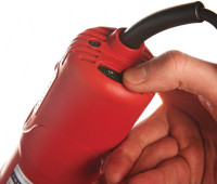 Шлифовальная машина Milwaukee DG 30 E