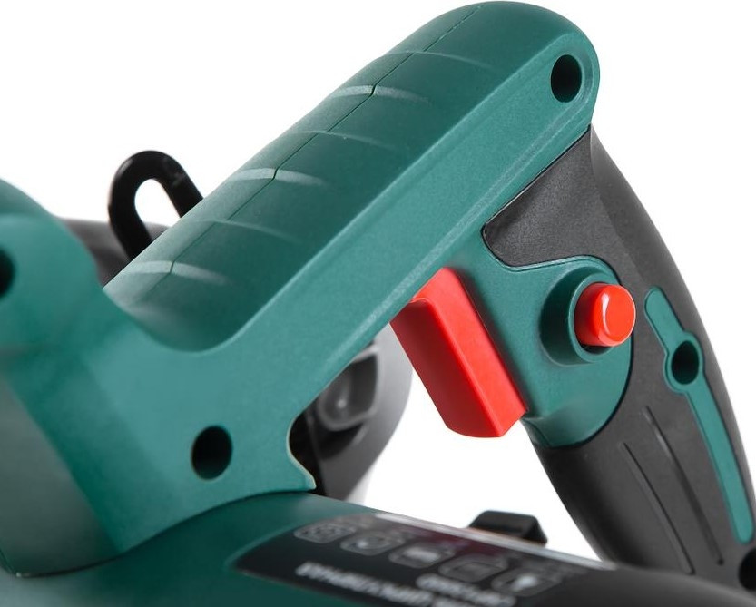 Дисковая пила Hammer CRP1300D Дисковая пила Hammer CRP1300D