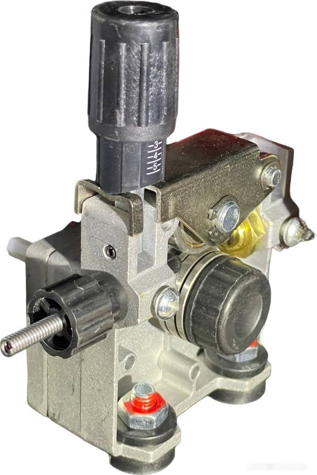 Сварочный инвертор Edon ПрофиMIG-250 Сварочный инвертор Edon ПрофиMIG-250