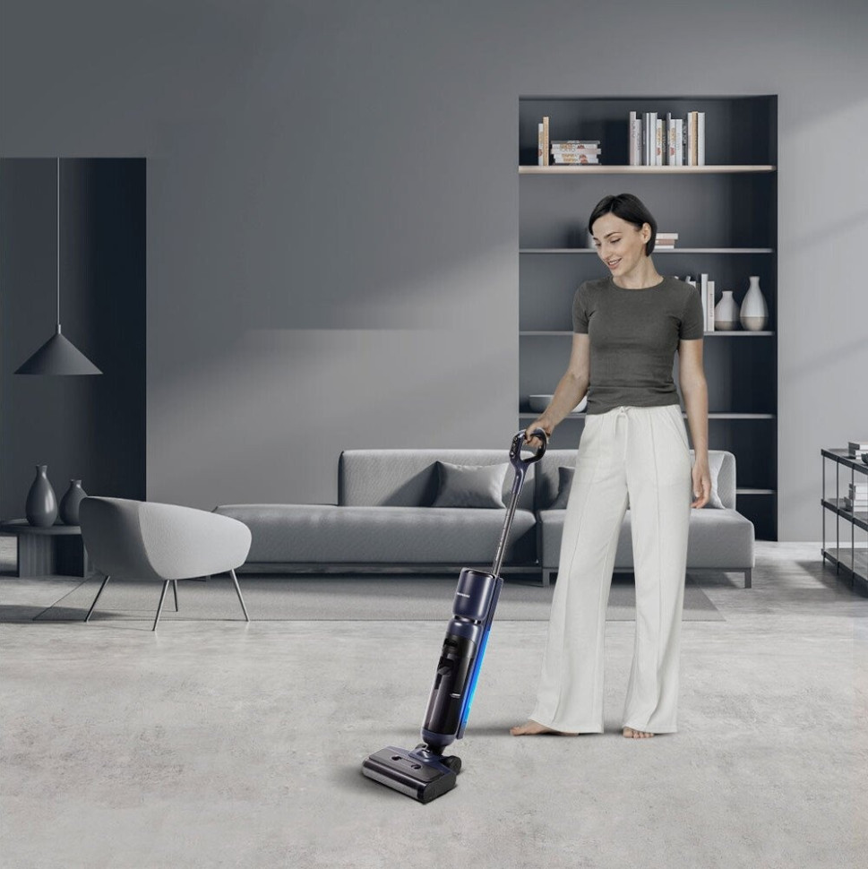 Вертикальный моющий пылесос Redmond VH1312 (синий) Вертикальный моющий пылесос Redmond VH1312 (синий)