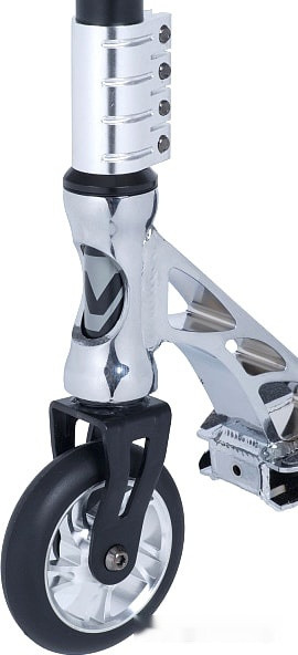 Самокат Novatrack Pixel BL 110A.PIXEL.SL20 (черный/серебристый) Самокат Novatrack Pixel BL 110A.PIXEL.SL20 (черный/серебристый)