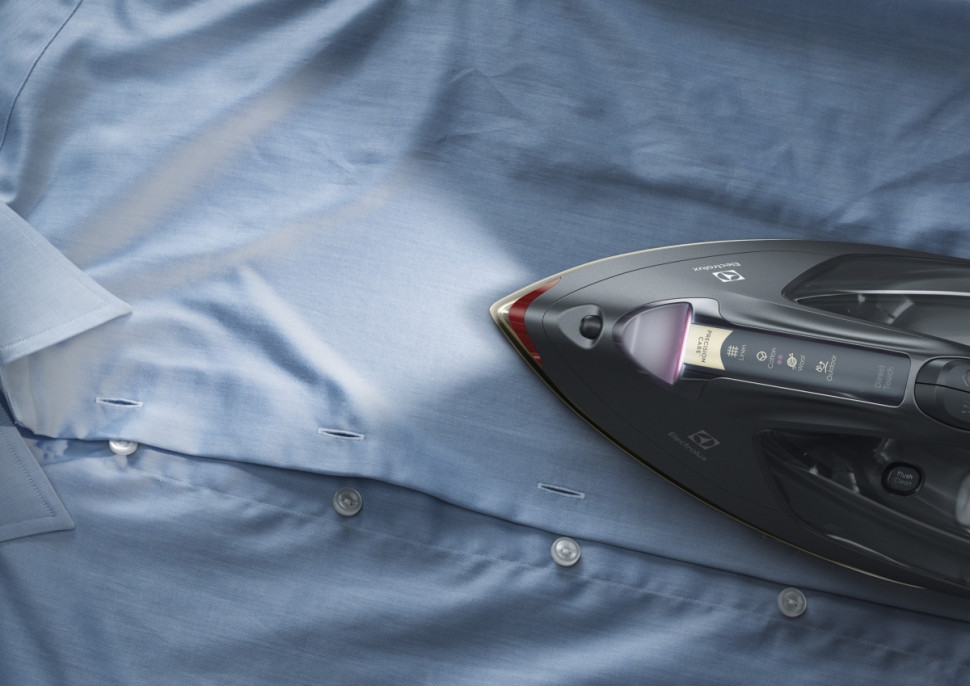 Утюг Electrolux E8SI1-8EGM Утюг Electrolux E8SI1-8EGM