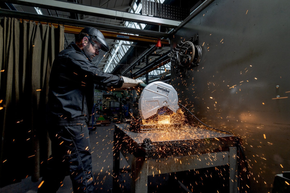 Монтажная (отрезная) пила Metabo CS 22-355 601786000