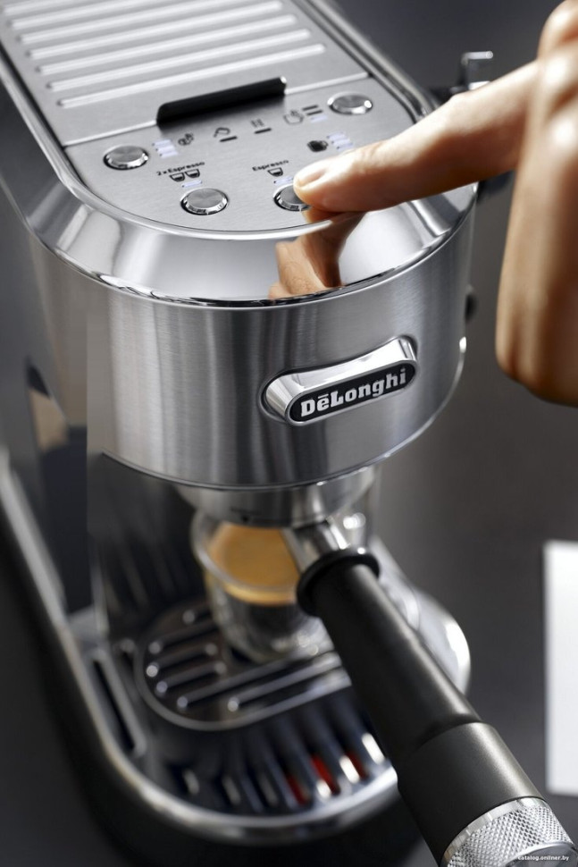 Рожковая кофеварка Delonghi Dedica Maestro Plus EC950.M Рожковая кофеварка Delonghi Dedica Maestro Plus EC950.M