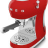 Рожковая кофеварка Smeg ECF02RDEU Рожковая кофеварка Smeg ECF02RDEU