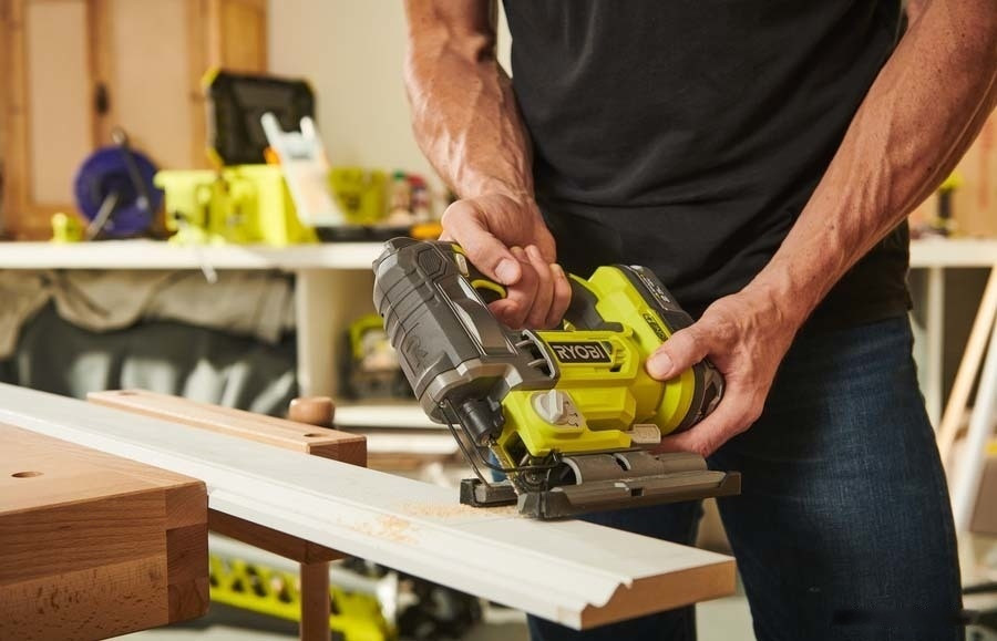 Лобзик Ryobi R18JS7-0 (без АКБ) Лобзик Ryobi R18JS7-0 (без АКБ)