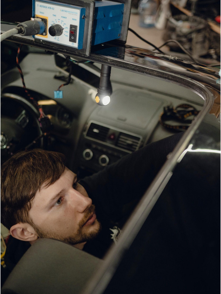 Фонарь Armytek Wizard C2 Magnet USB (белый) Фонарь Armytek Wizard C2 Magnet USB (белый)