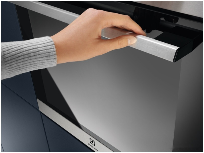 Духовой шкаф Electrolux EOH3H00BX