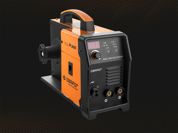 Сварочный инвертор Сварог Real MIG 200 (N2H3) Сварочный инвертор Сварог Real MIG 200 (N2H3)