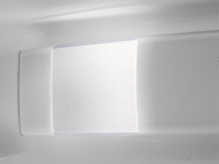 Холодильник Electrolux RNT2LF18S Холодильник Electrolux RNT2LF18S