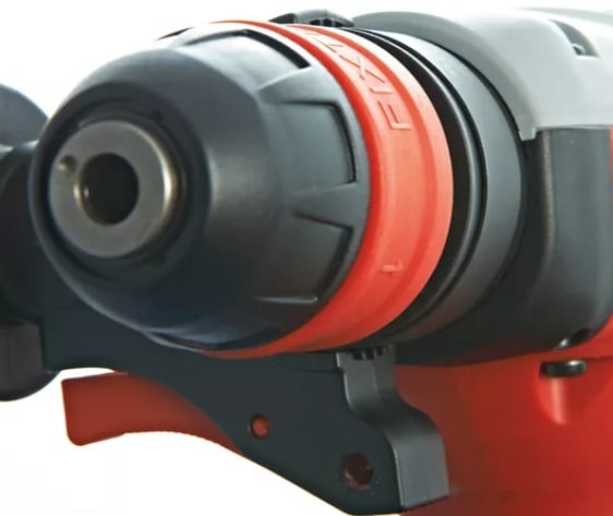 Перфоратор Milwaukee PLH 28 XE 4933446800 Перфоратор Milwaukee PLH 28 XE 4933446800