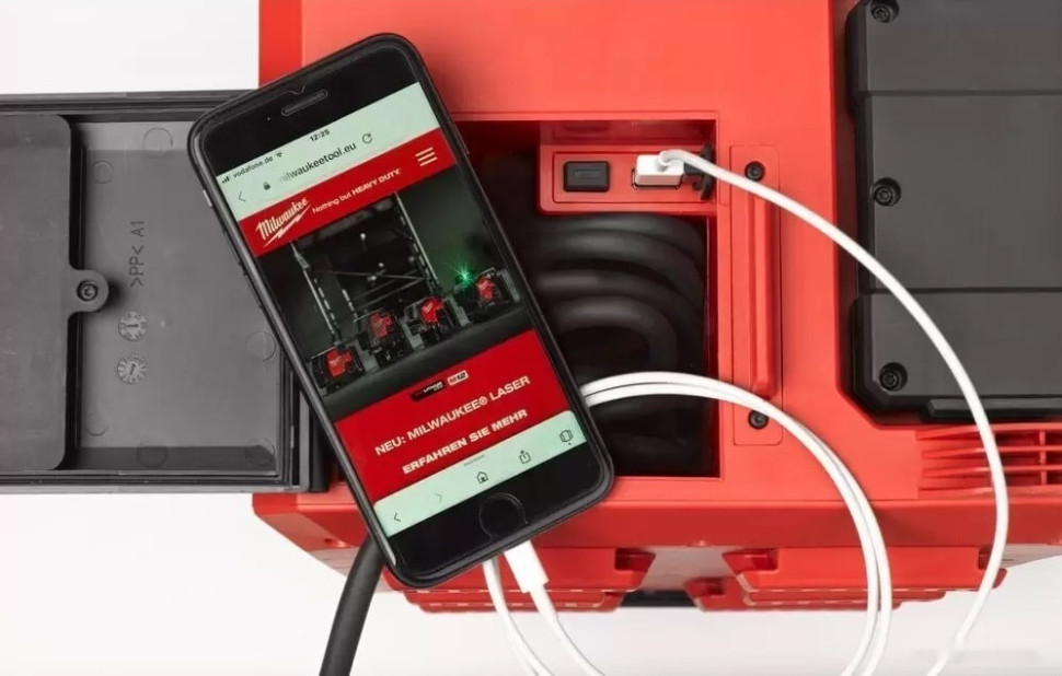 Фонарь Milwaukee M18 POALC-0 4933478120 (без АКБ) Фонарь Milwaukee M18 POALC-0 4933478120 (без АКБ)