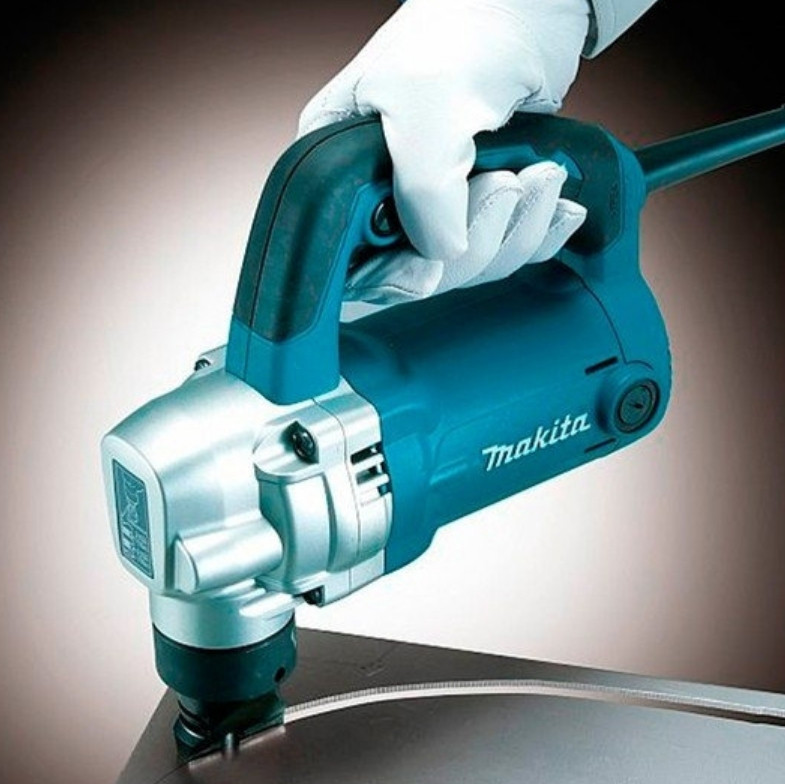 Высечные ножницы Makita JN3201J