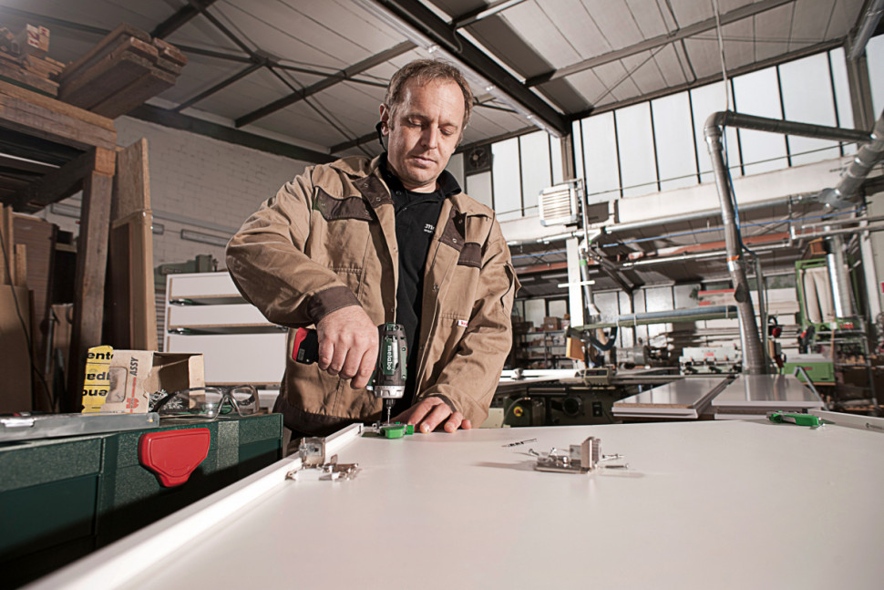 Дрель-шуруповерт Metabo PowerMaxx BS Basic Set Дрель-шуруповерт Metabo PowerMaxx BS Basic Set