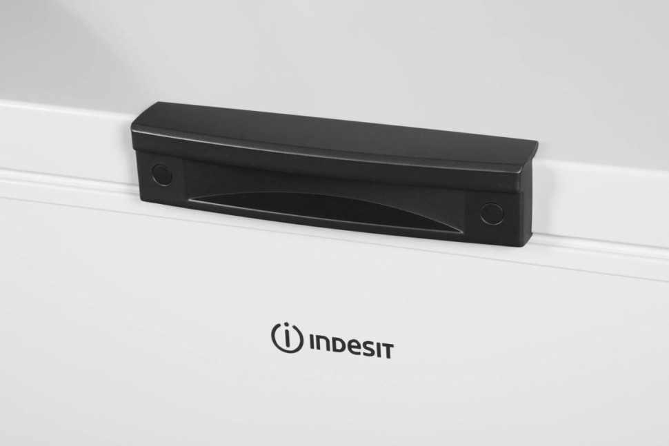 Морозильный ларь Indesit IСF 300