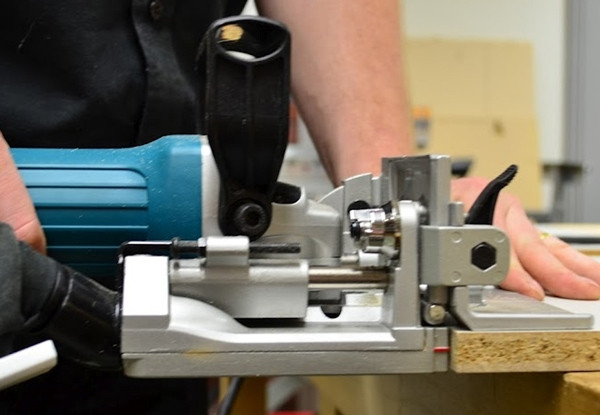 Фрезер Makita PJ7000 Фрезер Makita PJ7000