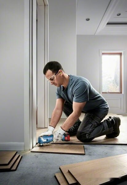 Реноватор Bosch GOP 185-LI Professional 06018G2020 (без АКБ) Реноватор Bosch GOP 185-LI Professional 06018G2020 (без АКБ)