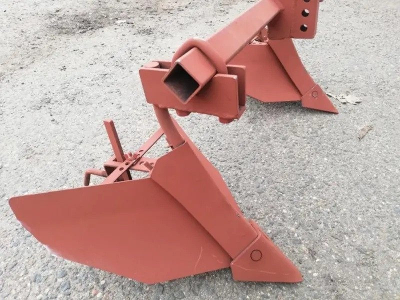 Окучник Сморгонский агрегатный завод ОМ-25.03 Окучник Сморгонский агрегатный завод ОМ-25.03