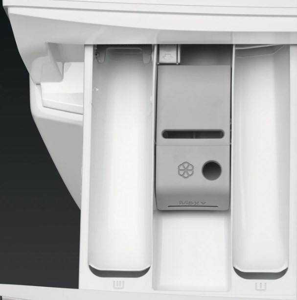 Стиральная машина AEG L7WBG47WR Стиральная машина AEG L7WBG47WR