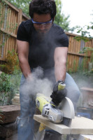 Угловая шлифмашина Ryobi EAG2000G