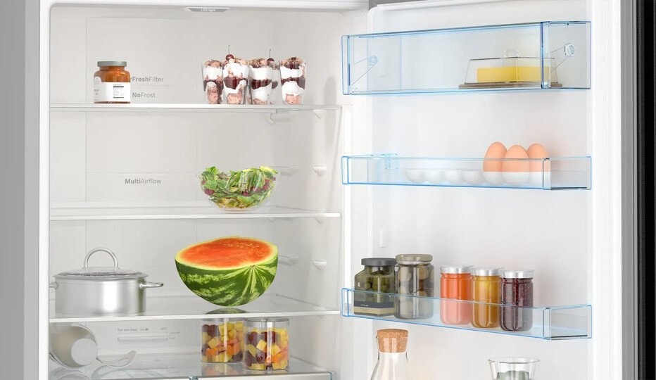 Холодильник Bosch Serie 4 KGN56CX30U Холодильник Bosch Serie 4 KGN56CX30U