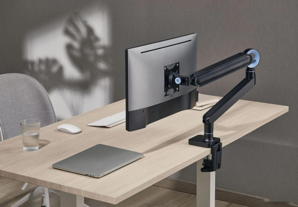 Кронштейн Ultramounts UM719B (черный) Кронштейн Ultramounts UM719B (черный)