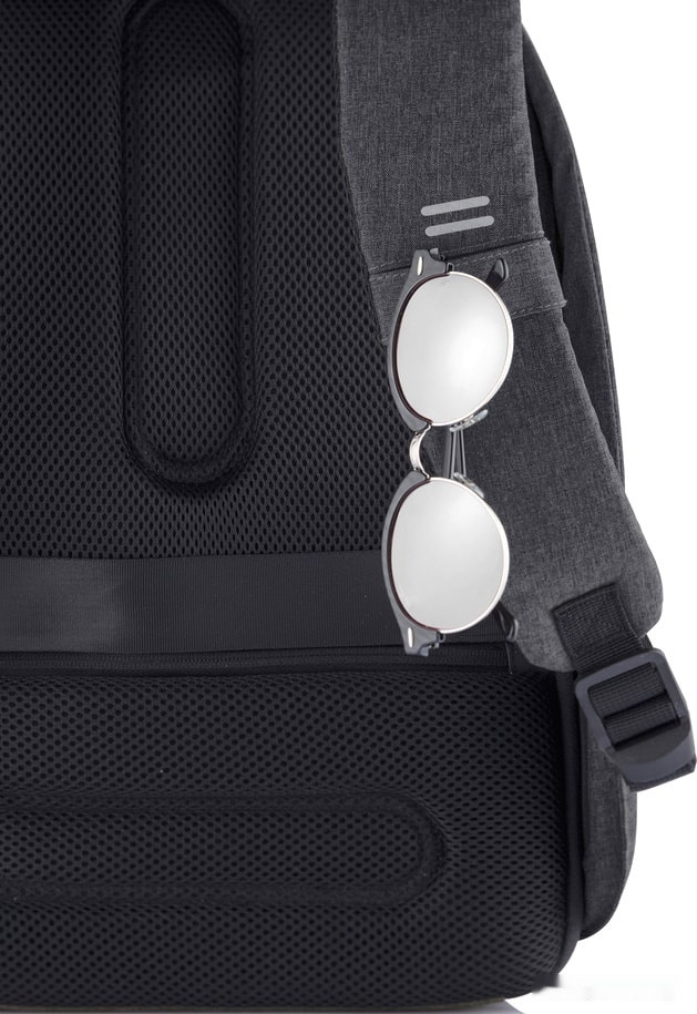 Рюкзак XD Design Bobby Hero Small (черный)